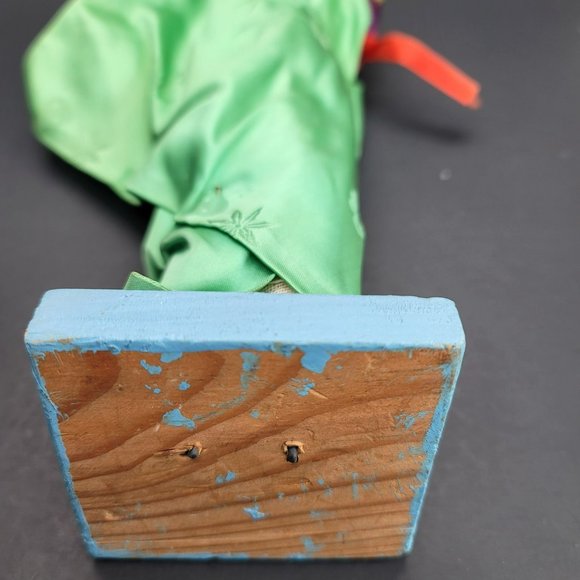 Vintage Korean Cultural Fabric Doll on Wooden Base 12" Tall Cr175 - Picture 5 of 6